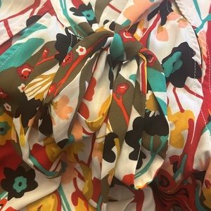 New York & Co Tie Front Sleeveless Modern Floral Poppy Print Blouse